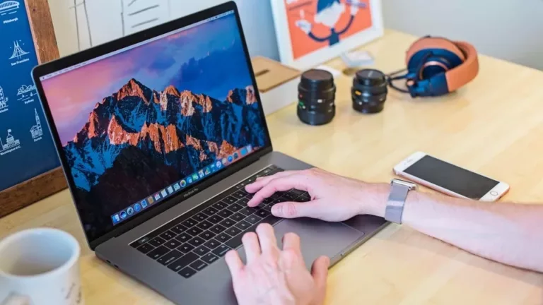 How to Take Pictures on Your Macbook? 11