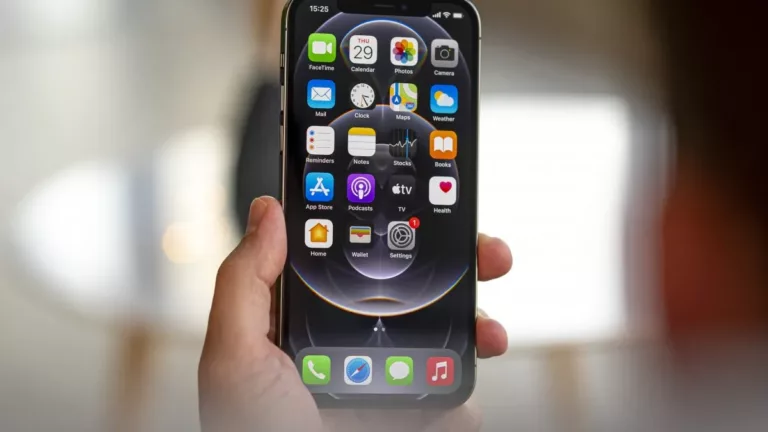 How to Easily Erase Scratches from Your iPhone 12 Screen? 3