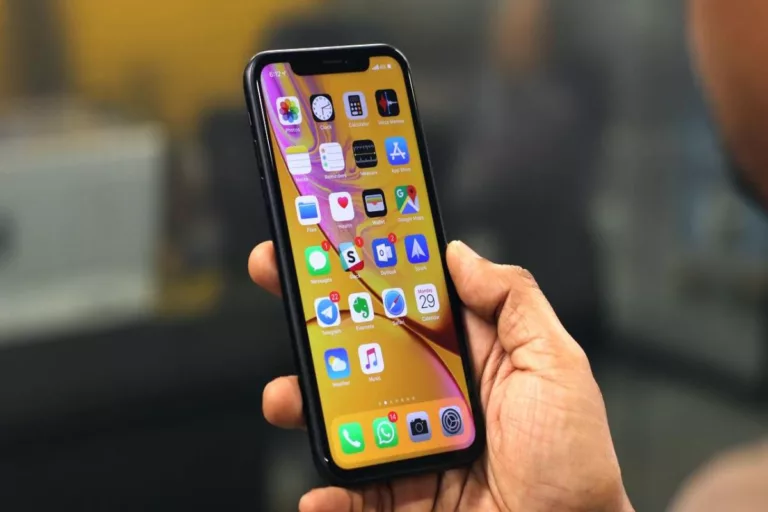 How To Fix Your iPhone XR Stuck in Restart Loop 7