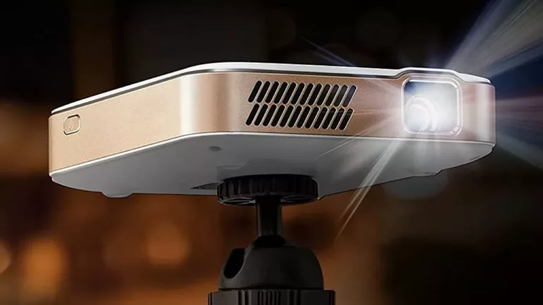 Unlock the Magic of Screen Mirroring with a Kodak Projector 11
