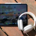 How to Connect Two Bluetooth Headphones to an iPad? 3