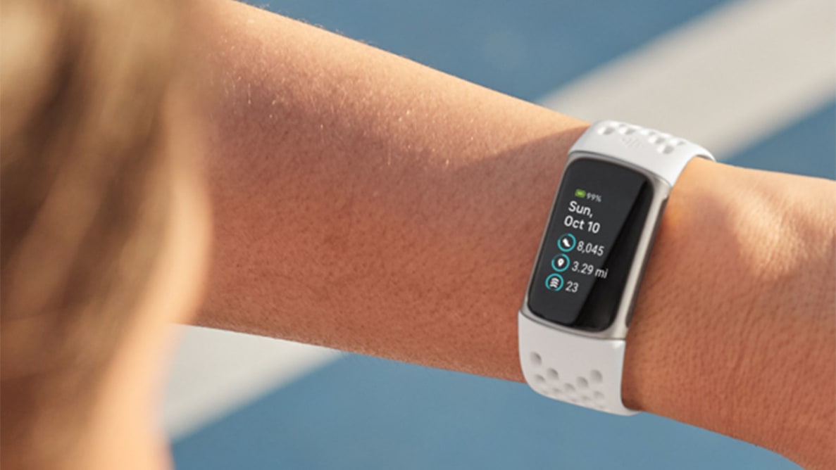 Why Your Fitbit Device May Turn Off and How to Fix the Issue? 1