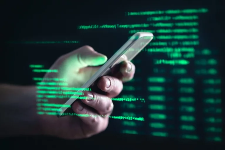 What to Do When Your Phone is Hacked? 19