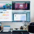 Pros and Cons of Using a TV As a Computer Monitor 8