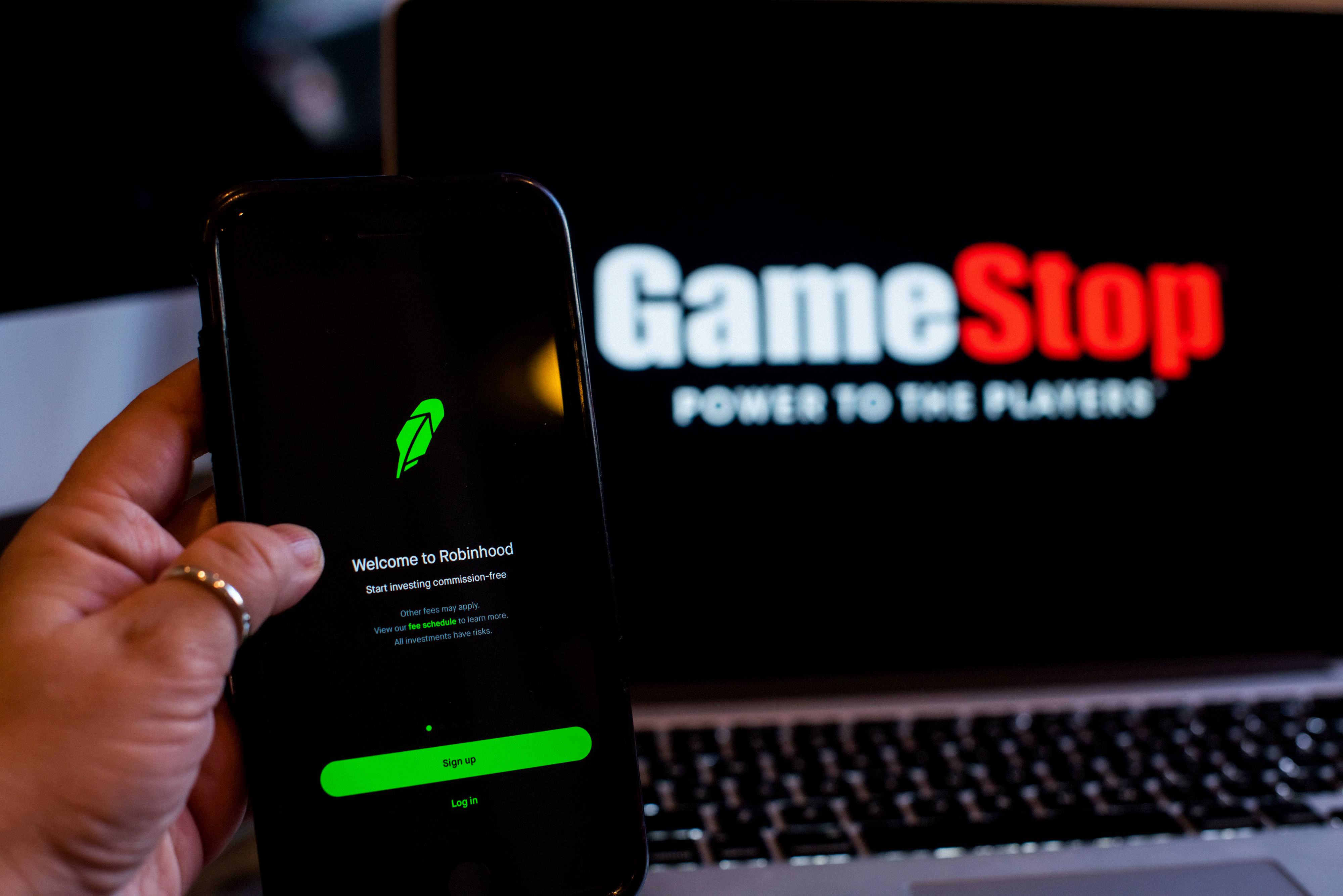 How to Trade in Your Old Phone for Cash or Credit at GameStop? 13
