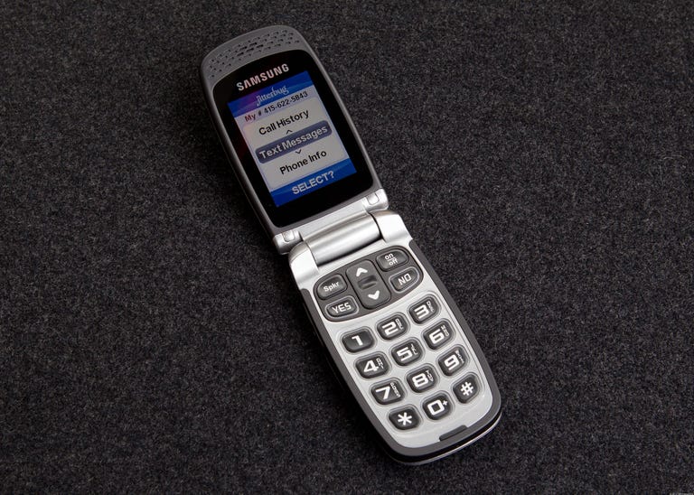 Boost Mobile Jitterbug: A User-Friendly Cell Phone for Seniors 2 Boost Mobile Jitterbug: A User-Friendly Cell Phone for Seniors 1