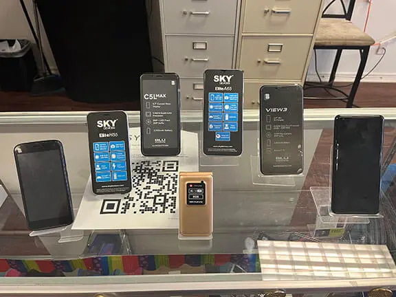 Easy Wireless: Affordable Wireless Services for Low-Income Individuals 2 Easy Wireless: Affordable Wireless Services for Low-Income Individuals 1