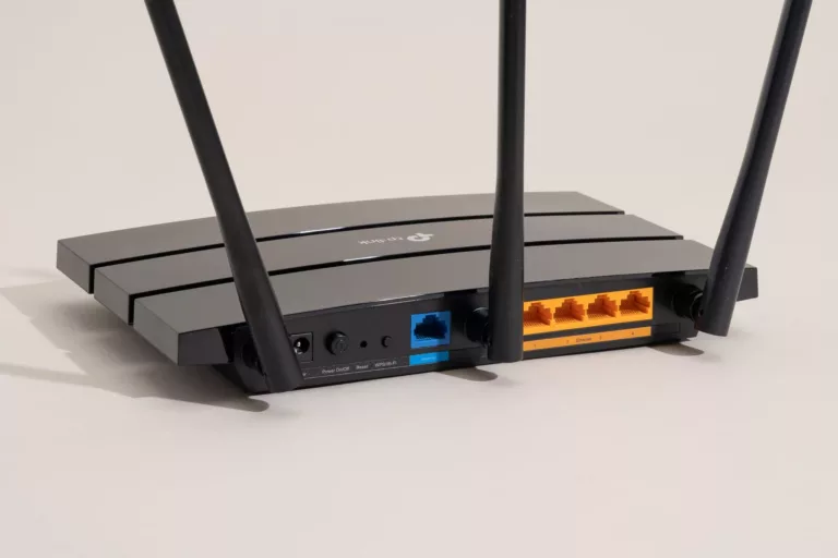 How to Solve the Issue of Routers Dropping Internet Connection? 11