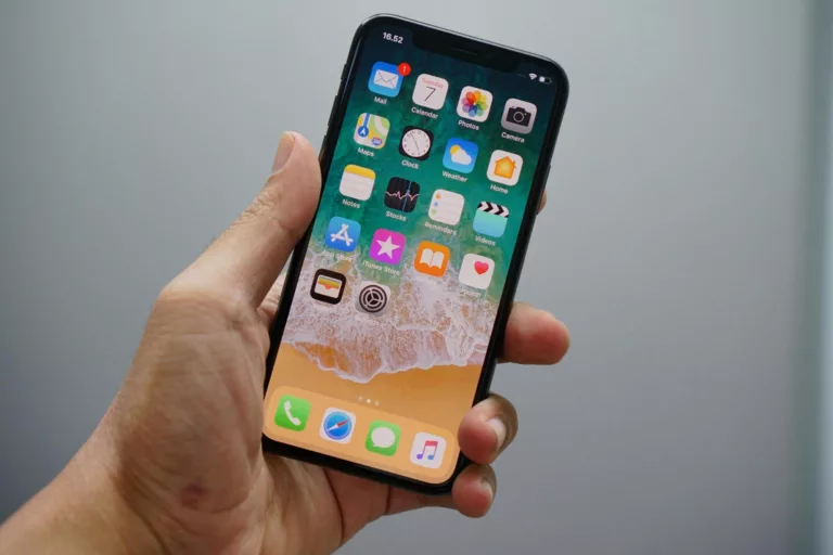How to Stop Apps From Stealing Your Photos? 1