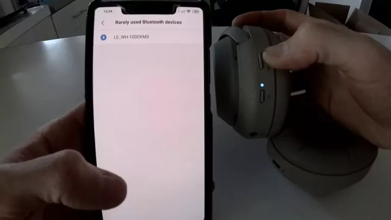 How to Switch Between Devices with Sony WH 1000XM3? 3