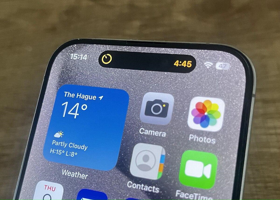 What Phones Can Charge Each Other? 10 What Phones Can Charge Each Other? 9