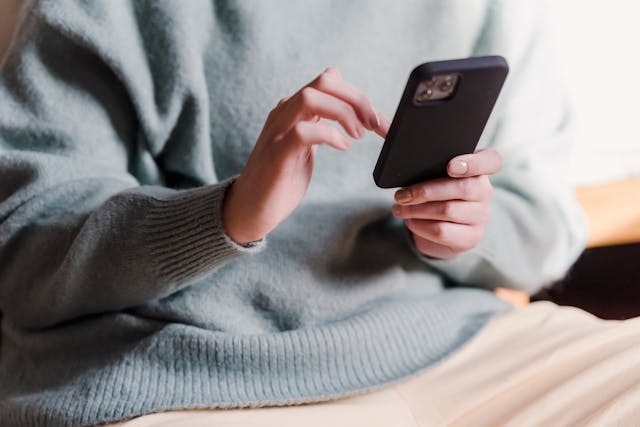 How to Text All Contacts on iPhone? 1