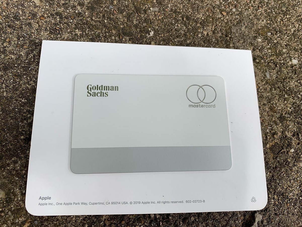 Review and Dispute transactions in Wallet → Apple Card