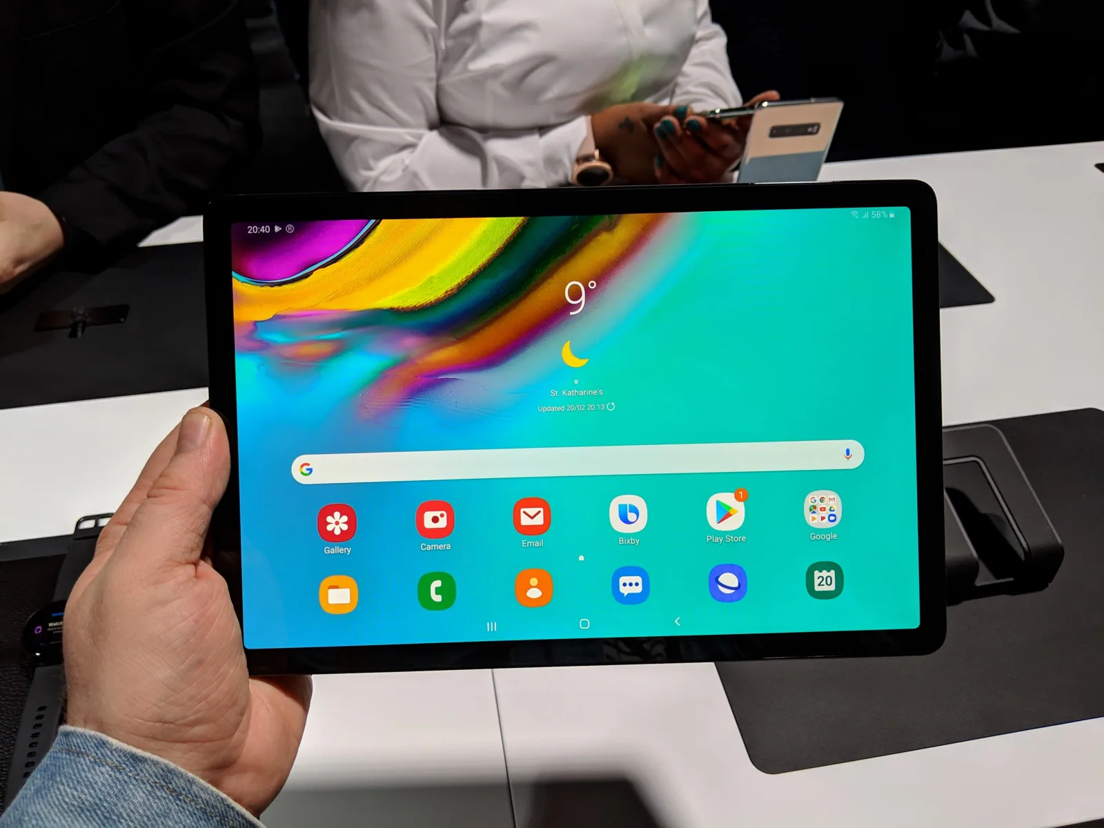 How to Connect Your Galaxy Tab to Your TV Using HDMI? 1