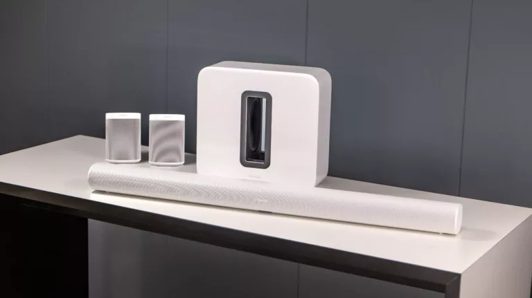 Experience Immersive Sound with Sonos Arc Surround Speakers 19