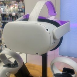 How to Use an External Microphone With Oculus Quest 2?
