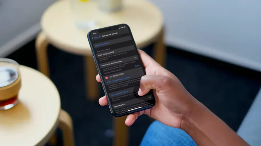 how to add a trusted number on iphone