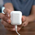 How to Troubleshoot AirPods Charging Issues? 17