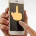 The 🖕 Middle Finger Emoji: How to Use on iPhone 18