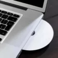 How to Troubleshoot a Stuck Disk on a MacBook Pro? 7