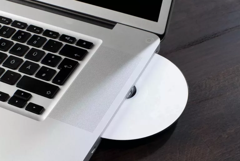 How to Troubleshoot a Stuck Disk on a MacBook Pro? 9