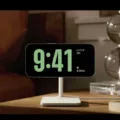 All You Need to Know About iPhone Nightstand Mode Feature 11