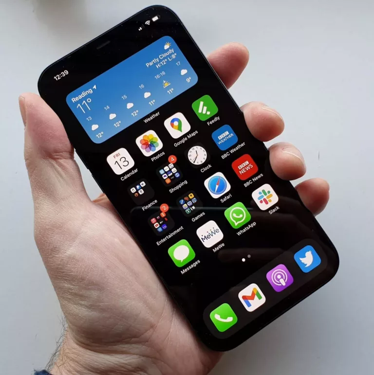 How to Troubleshoot iPhone 12 Pro Max Text Notifications? 1