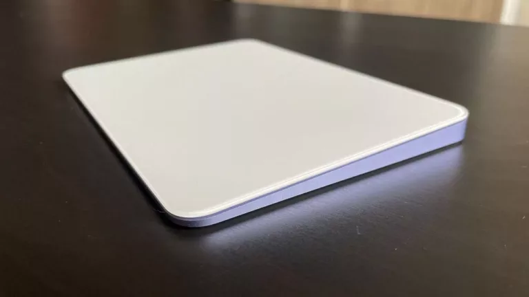 Comparing Apple's Magic Trackpad and Magic Mouse 5