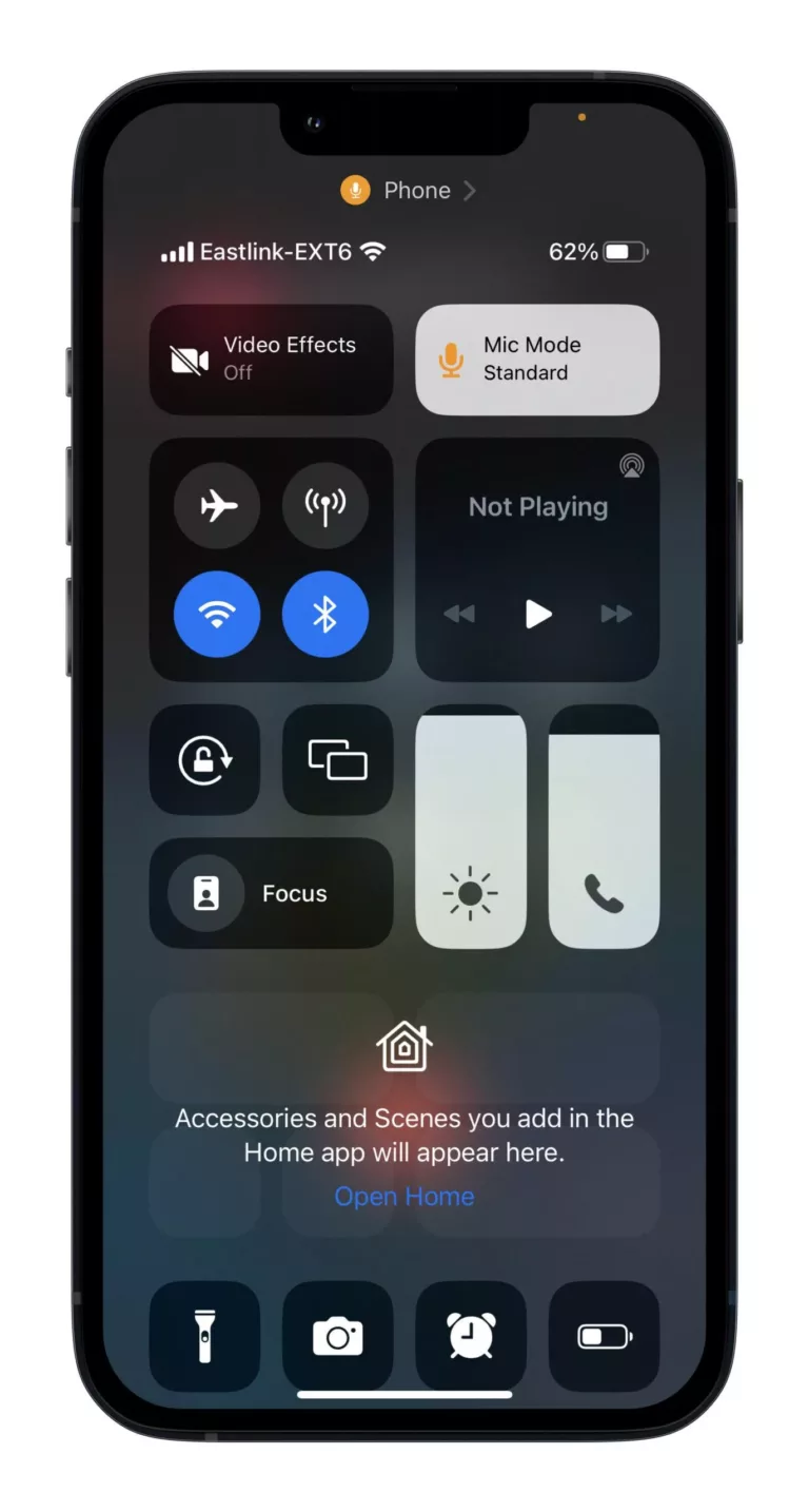 All You Need to Know About Mic Mode On Your iPhone 17
