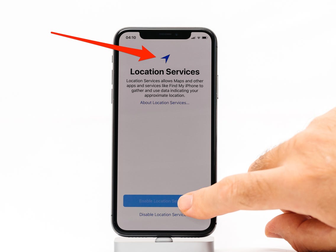 Why Does the Location Icon Turn Blue? 2 Why Does the Location Icon Turn Blue? 1