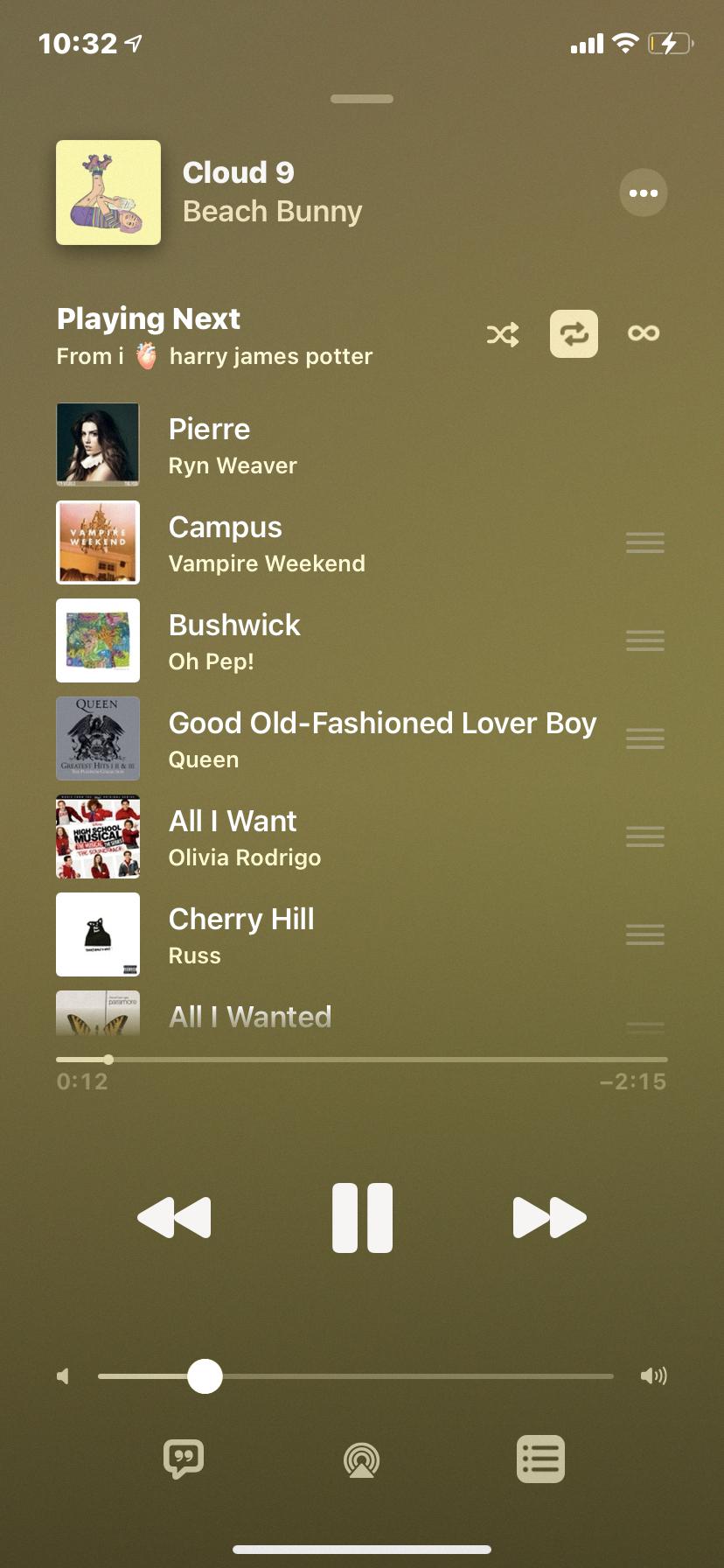 apple music plays random songs apple music plays random songs