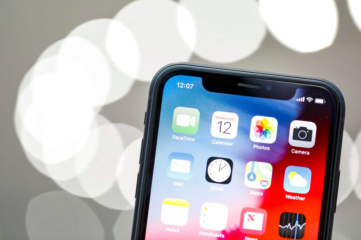 Unleashing the Power of the iPhone XR Front Camera 2 Unleashing the Power of the iPhone XR Front Camera 1