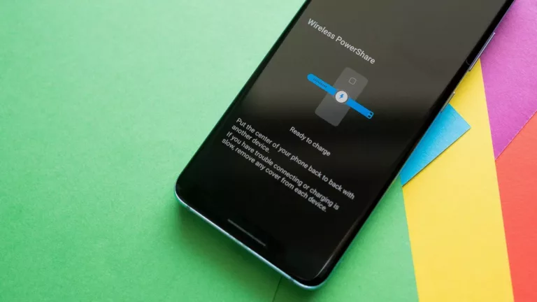 Unlocking the Magic of Wireless PowerShare on the Samsung Galaxy S20 19