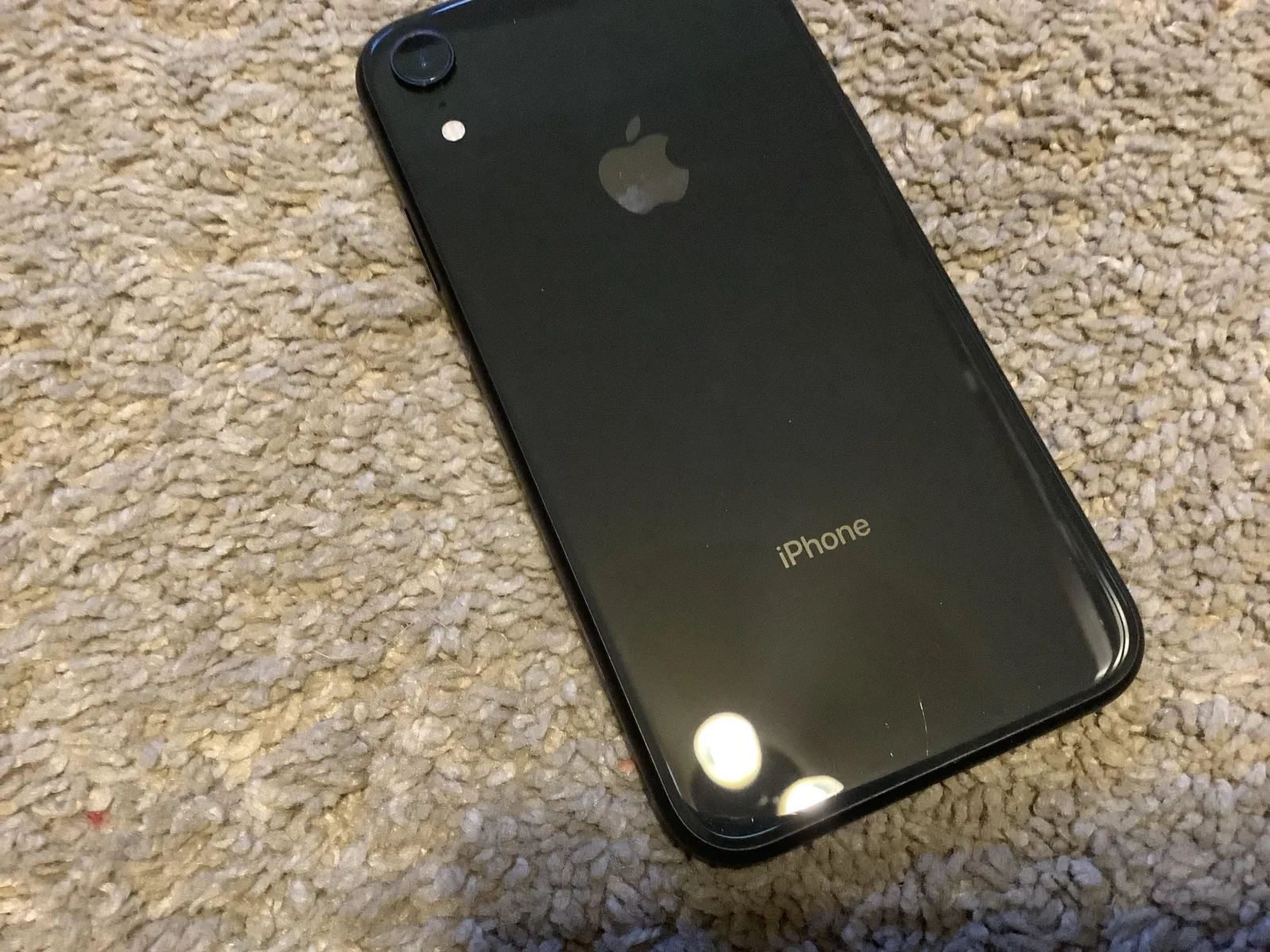 How to Deal with Cosmetic Blemishes on Your iPhone? 1