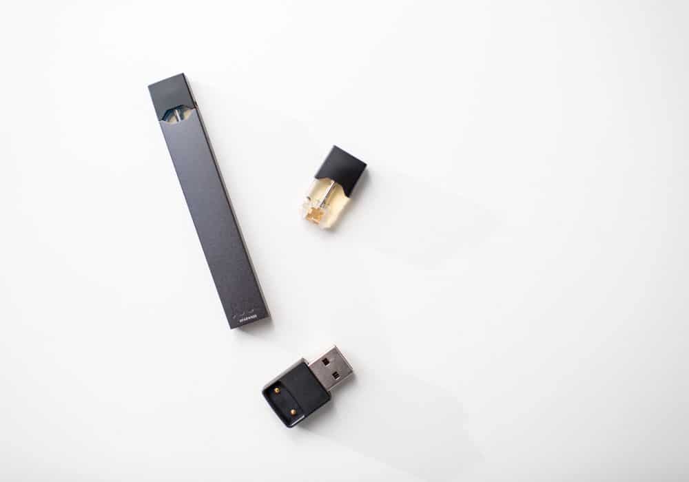 Can You Charge Your Vaping Device With An IPhone Charger DeviceMAG can-you-charge-your-vaping-device-with-an-iphone-charger-devicemag