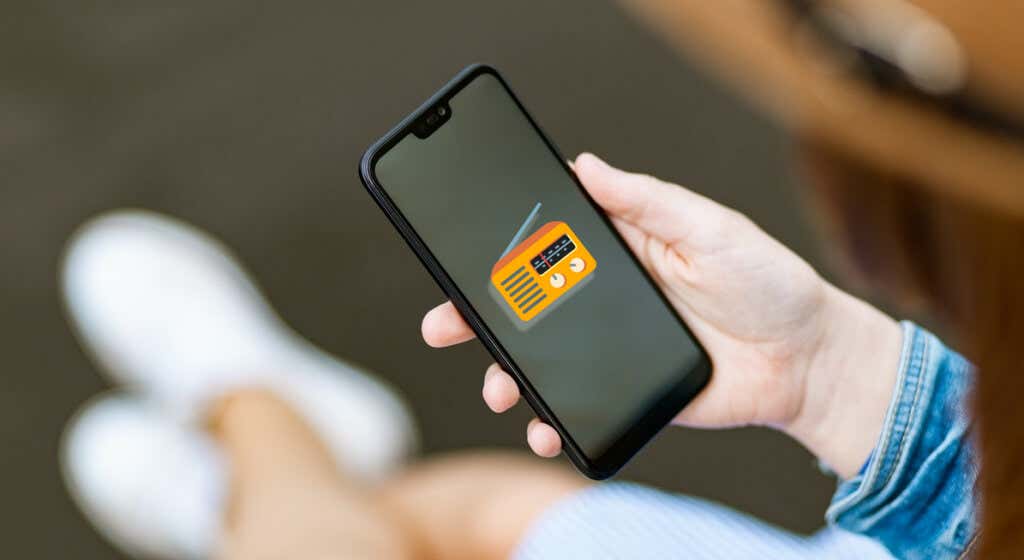 Exploring the Hidden FM Radio Feature on Your Smartphone 2 Exploring the Hidden FM Radio Feature on Your Smartphone 1