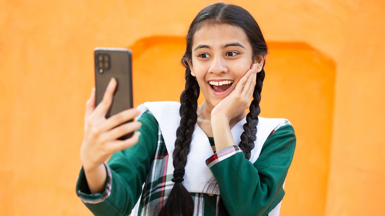 Discover the Best FaceTime Alternative for Android Users 2 Discover the Best FaceTime Alternative for Android Users 1