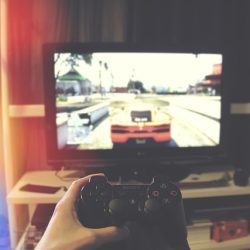 How to Stream and Mirror Content with AirPlay From Your Android?