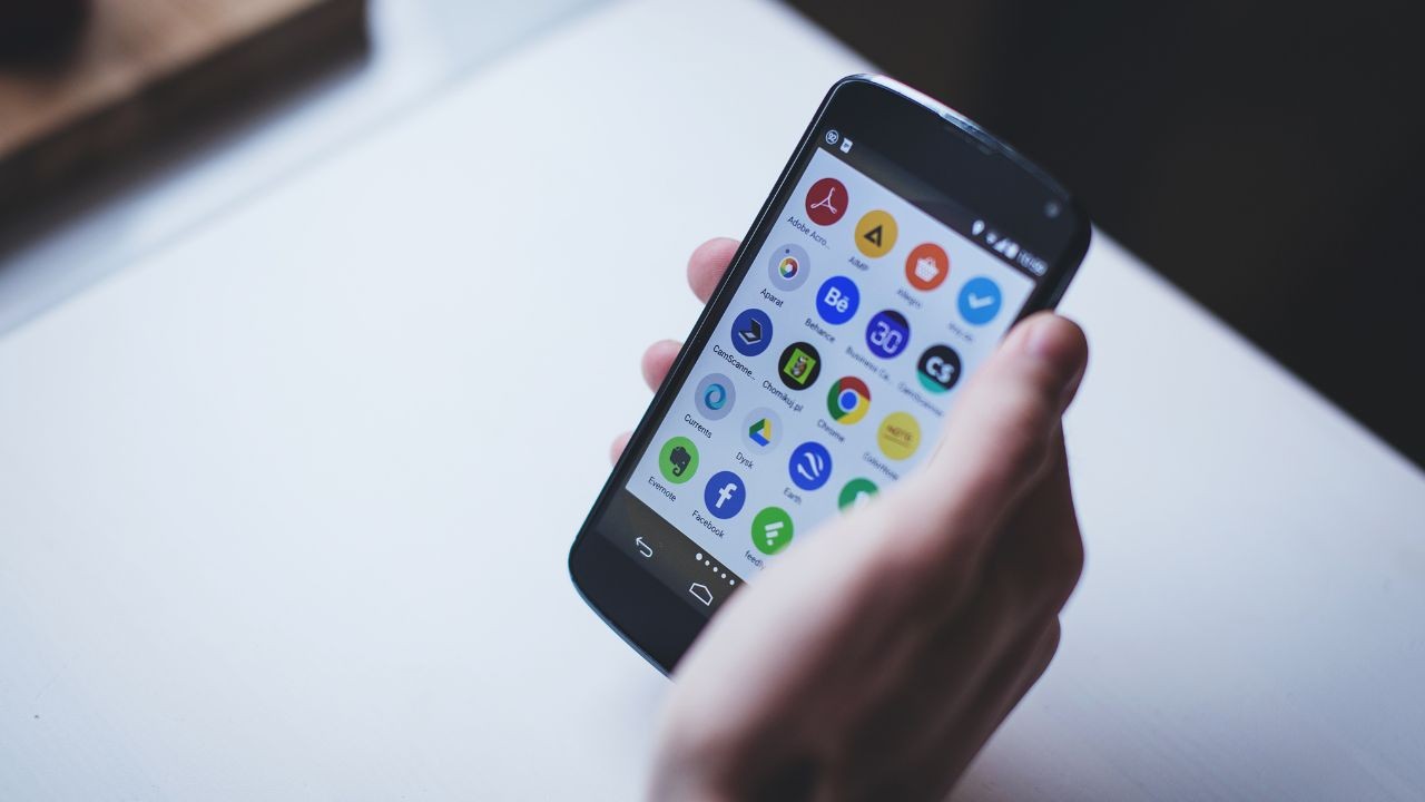 How to Track Your Cash App Card? 2 How to Track Your Cash App Card? 1