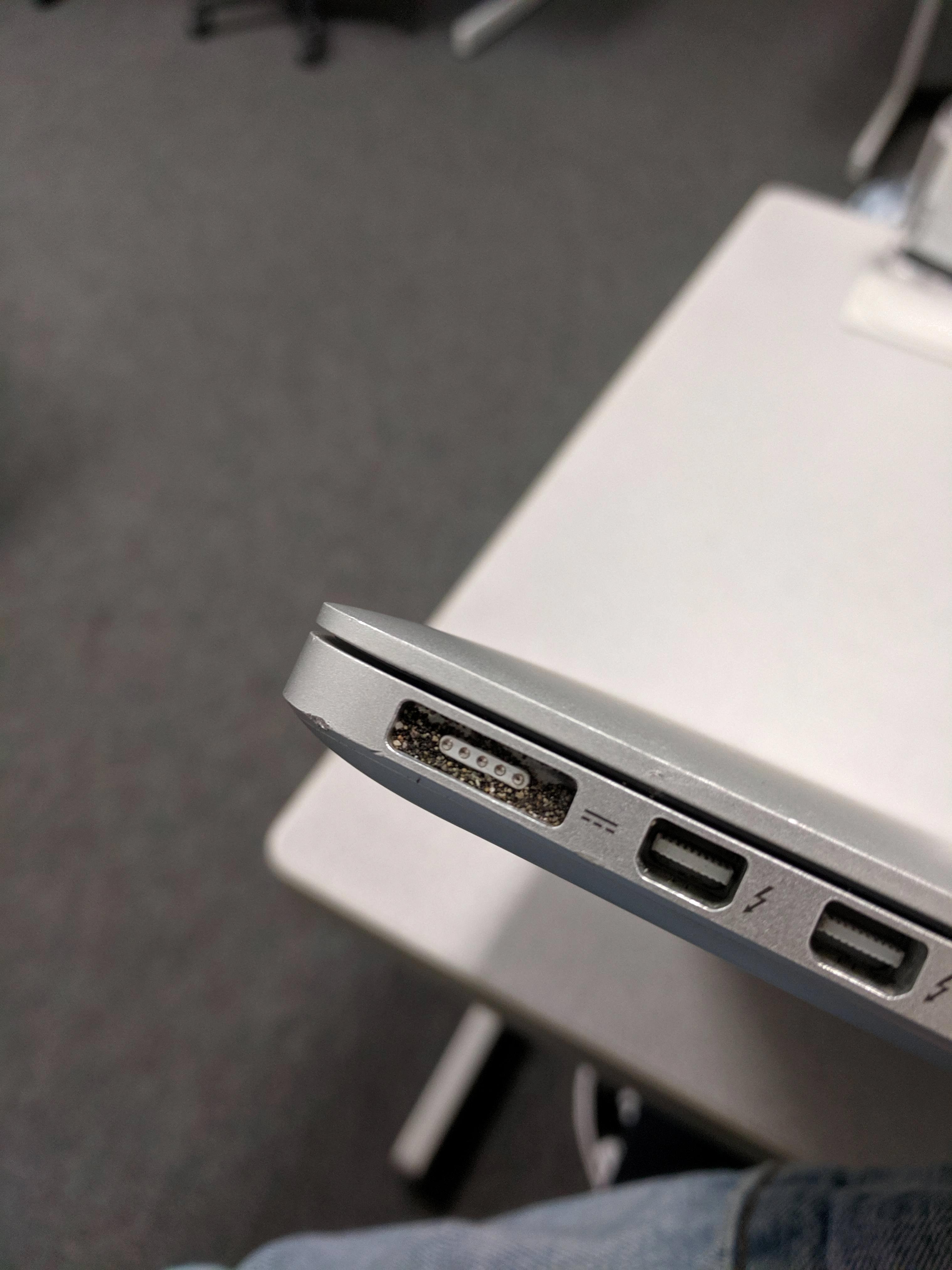 how to get sand out of charging port
