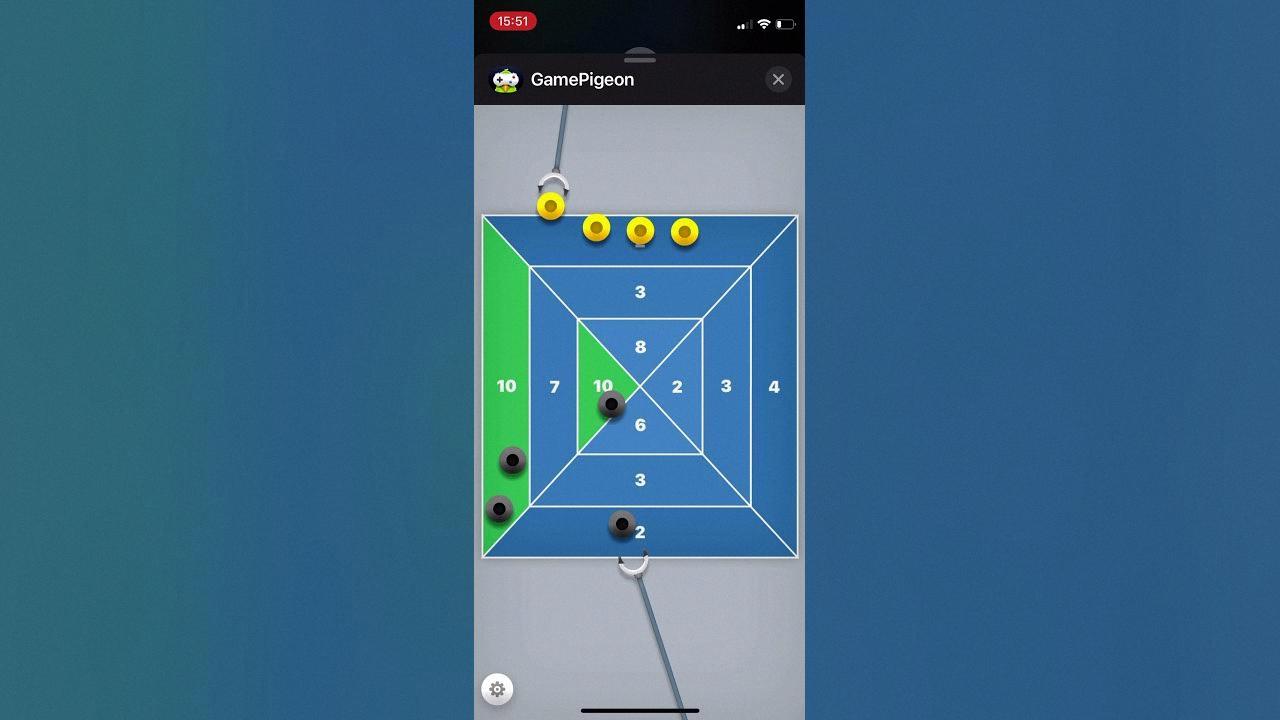 how to play shuffleboard on game pigeon