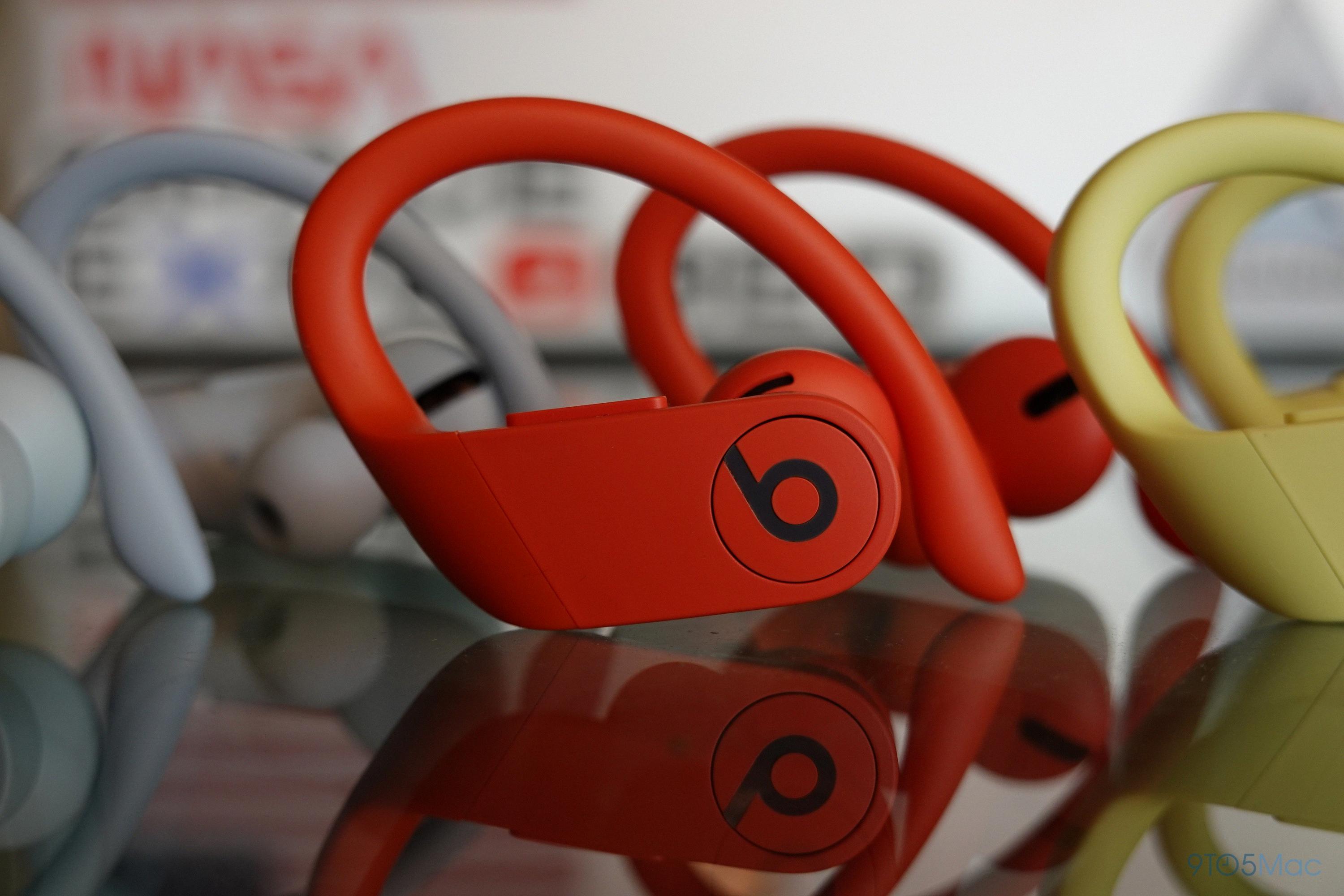 how to update powerbeats pro