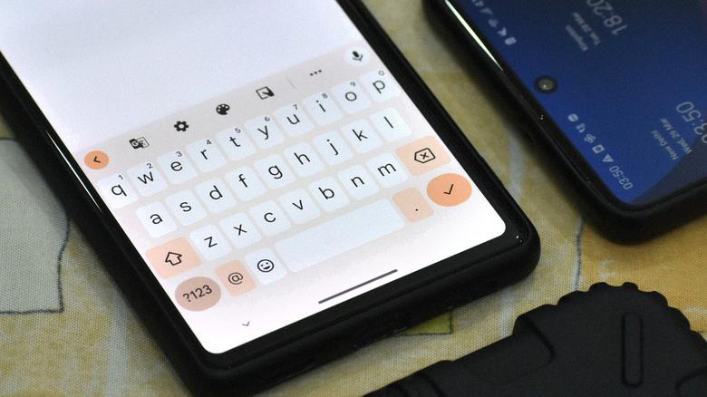 keyboard not showing android
