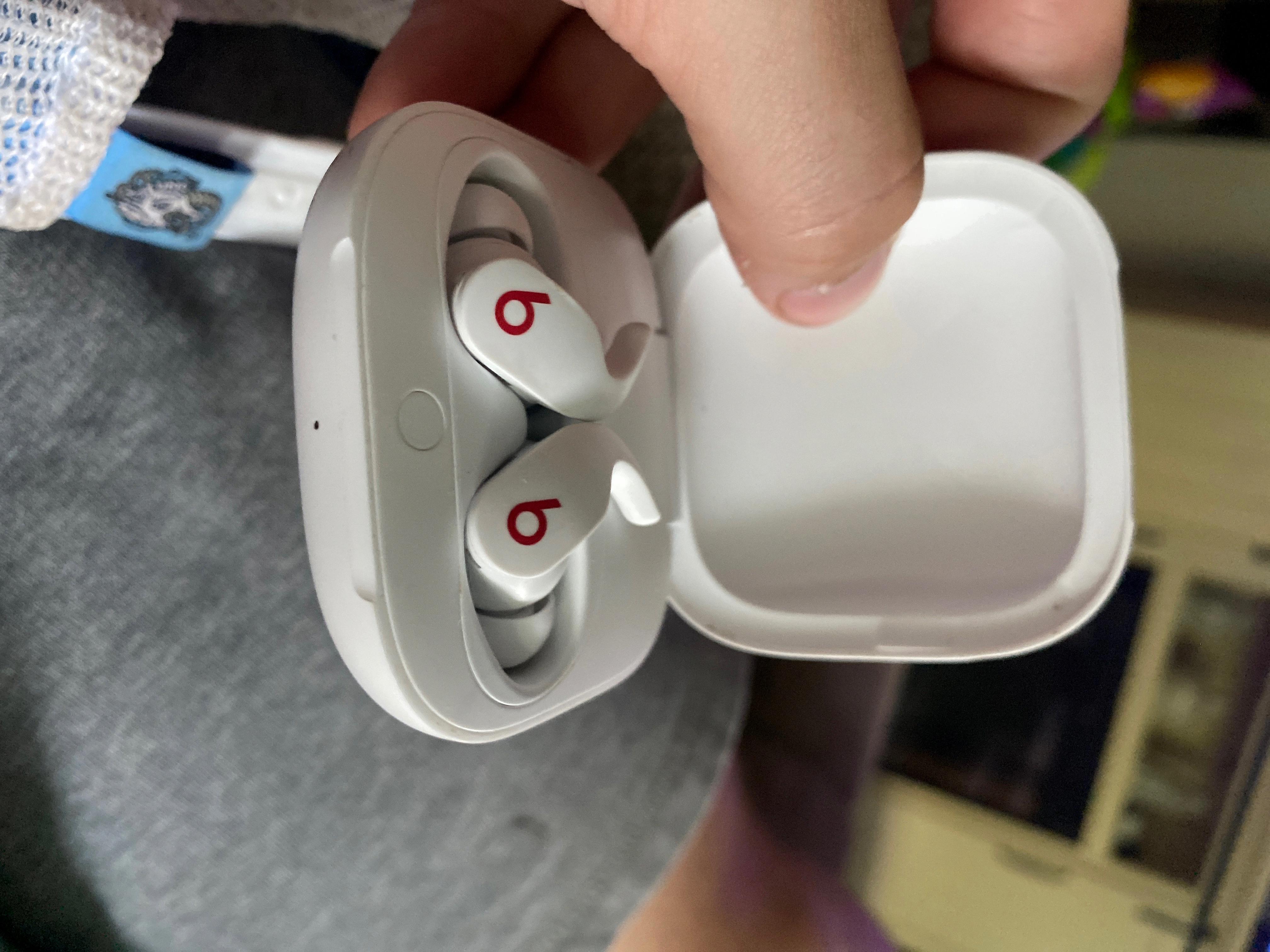 why wont my beats connect