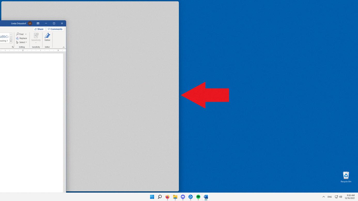 windows 10 split screen vertically