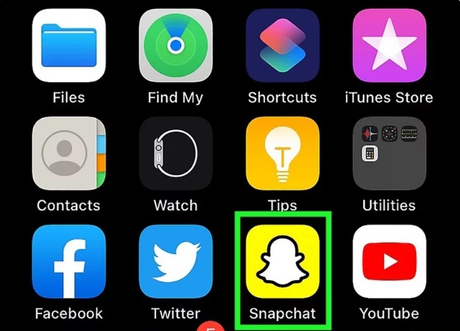 How to Capture Perfect Pics with Snapchat's Hands-Free Timer 4 How to Capture Perfect Pics with Snapchat's Hands-Free Timer 3