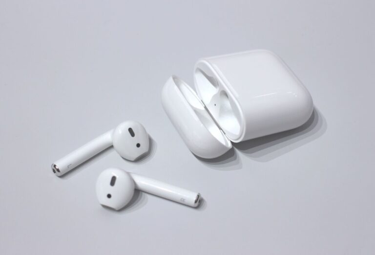 Apple AirPods Reviewed: Which Model Is Best for You? 3