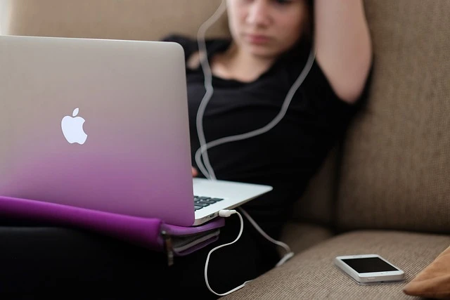 How to Fix Dead Pixels on Your MacBook? 1 How to Fix Dead Pixels on Your MacBook?
